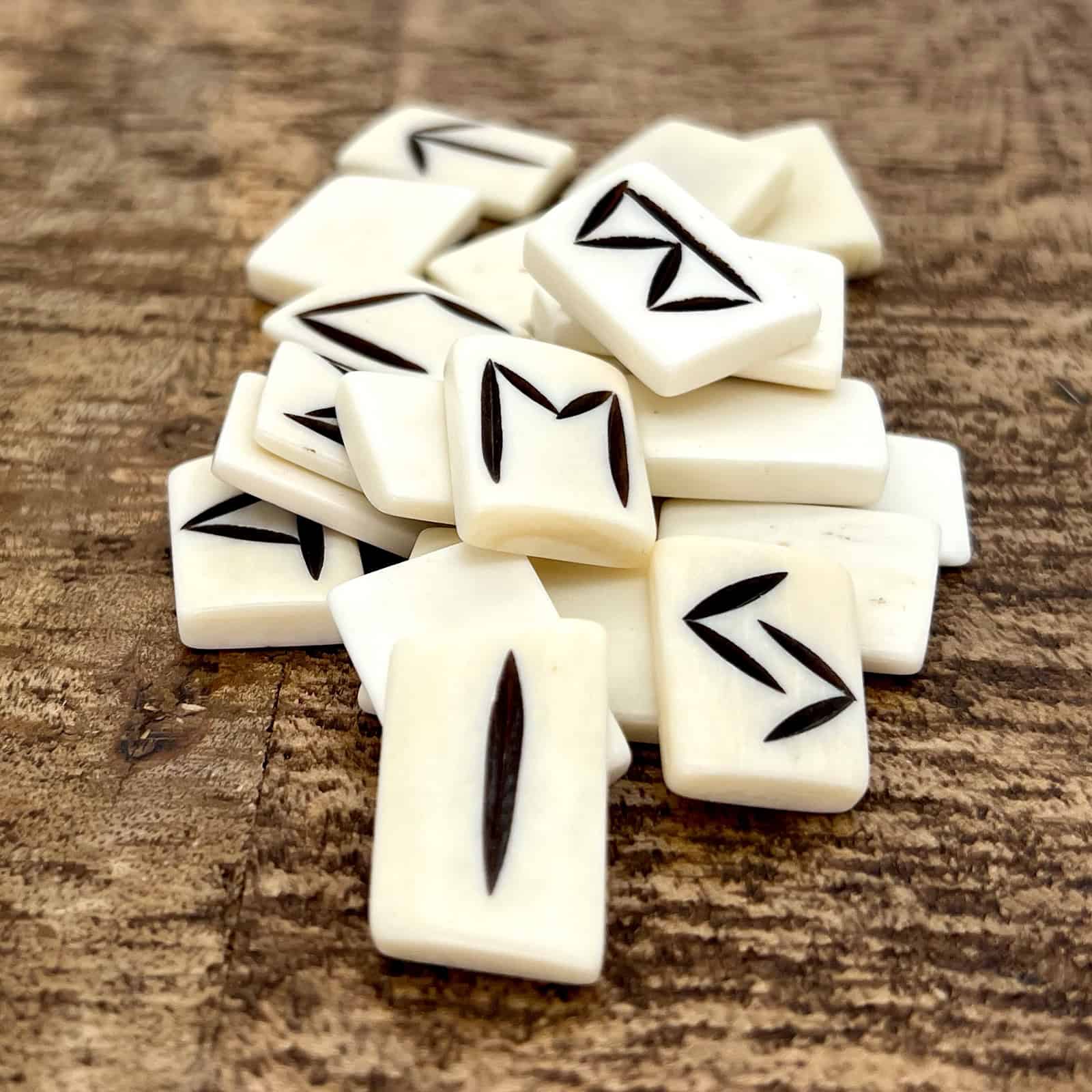 Elder Runes in Bone - Arca Noctis