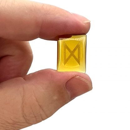 Amber Crystal Traveler's Runes from Arca Noctis