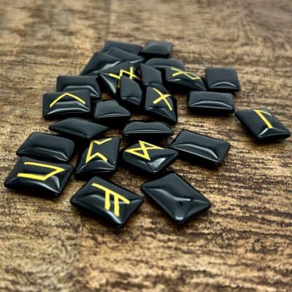 Black Crystal Traveler's Runes from Arca Noctis