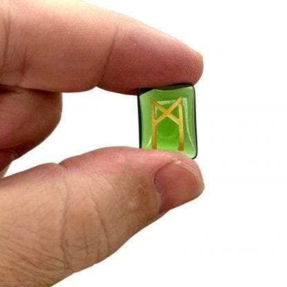 Green Crystal Traveler's Runes from Arca Noctis